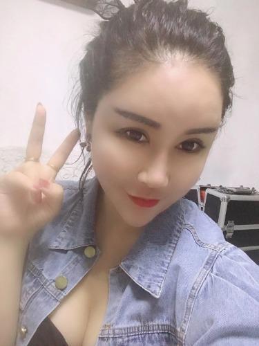 东莞帝豪假日水会少妇